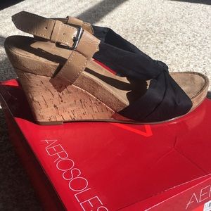 Used-Only worn a few times. Areosoles Sandals 81/2